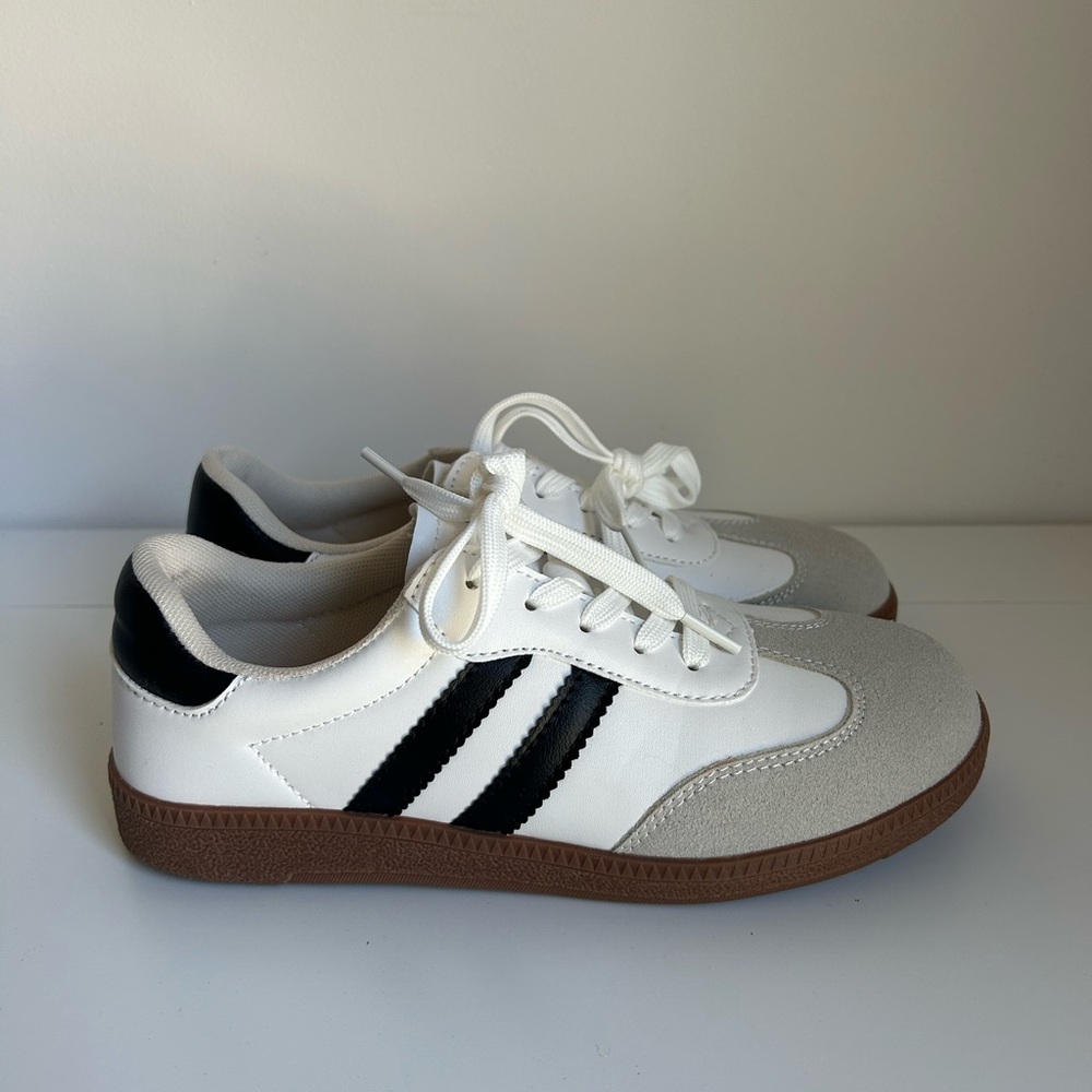 Women’s White and Black Sneakers